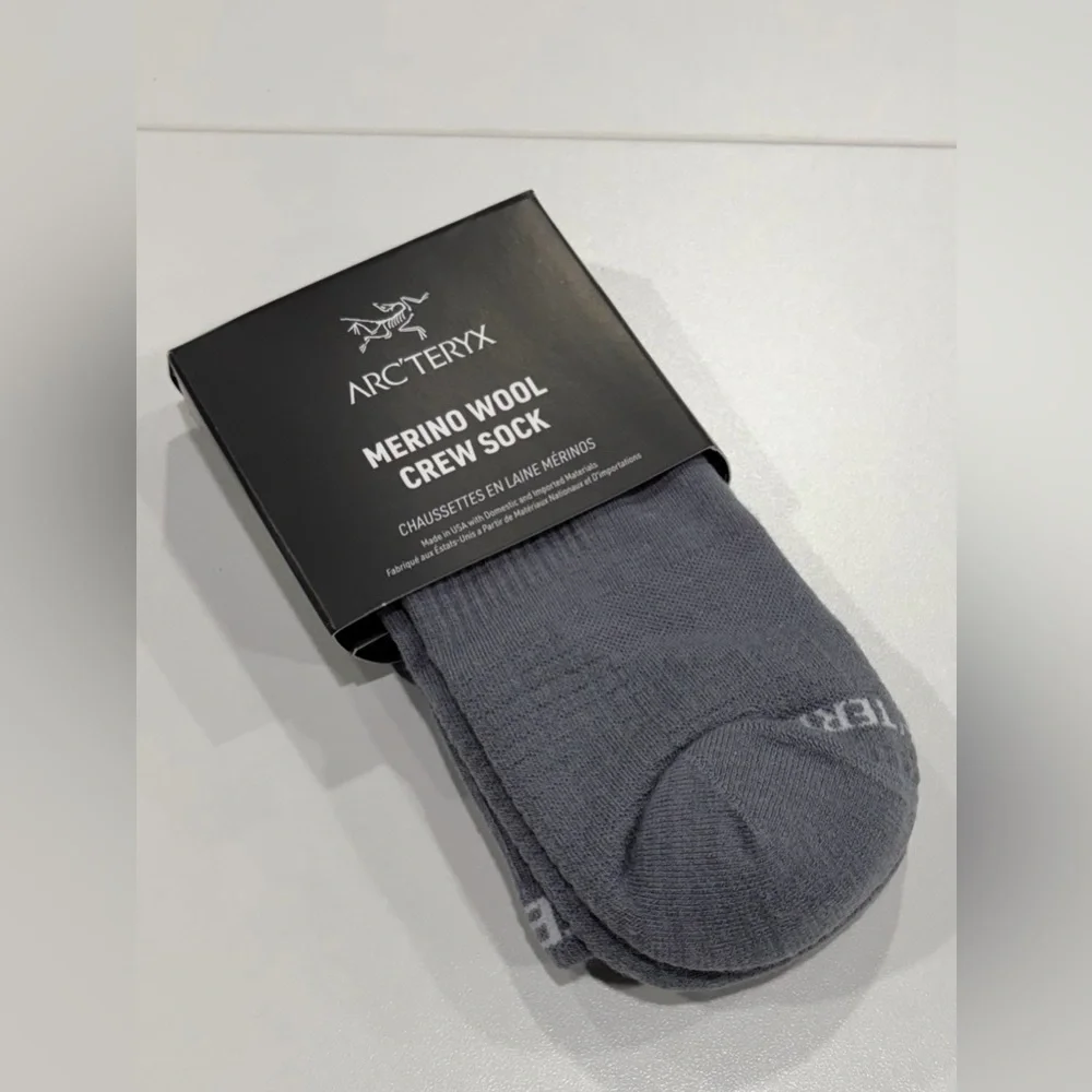 Arc’teryx Men's Women's Small Merino Wool 3/4 Crew Sock Grey NWT Hiking Blend